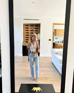 Jena Frumes feet photo thumbnail