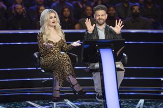 Kelly Osbourne feet photo 3