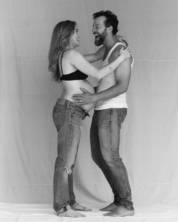 Caity Lotz feet photo 2