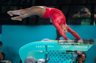 Simone Biles feet photo thumbnail