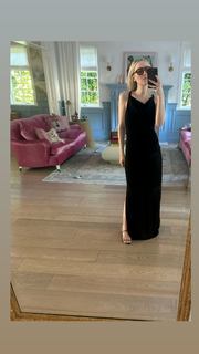 Dakota Fanning feet photo thumbnail