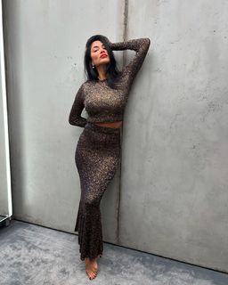 Nicole Scherzinger feet photo thumbnail