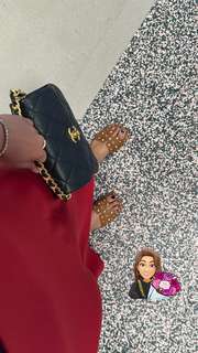 Anushka Sen feet photo thumbnail
