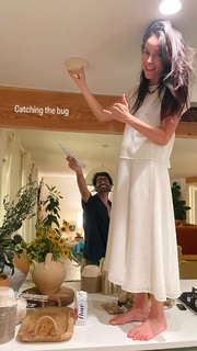Abigail Spencer feet photo thumbnail