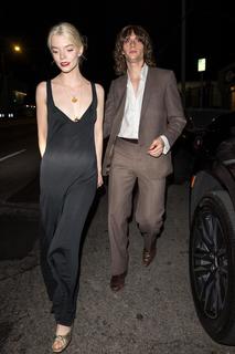 Anya Taylor-Joy feet photo thumbnail