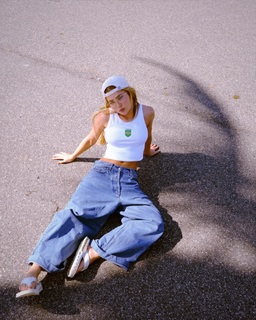 Jade Picon feet photo thumbnail