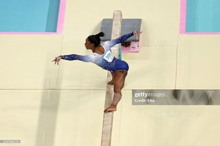 Simone Biles feet photo thumbnail