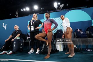Simone Biles feet photo thumbnail