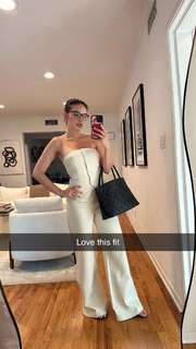 Natalie Noel Mariduena feet photo thumbnail