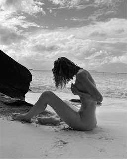 Elsa Hosk feet photo thumbnail