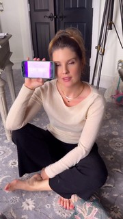 Amanda Cerny feet photo thumbnail