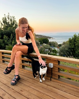 Marina Ruy Barbosa feet photo thumbnail