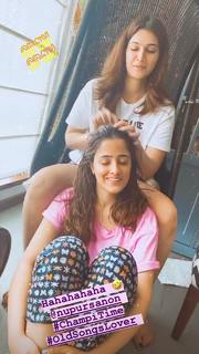 Kriti Sanon feet photo thumbnail