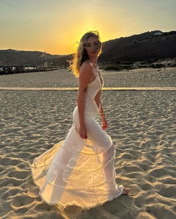 Chiara Ferragni feet photo thumbnail