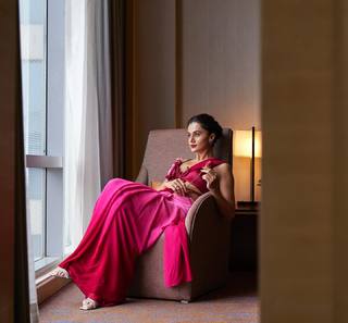 Taapsee Pannu feet photo thumbnail