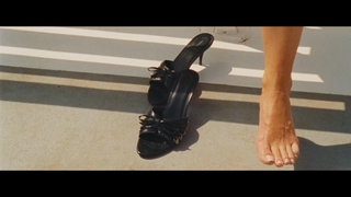 Katy Perry feet photo thumbnail