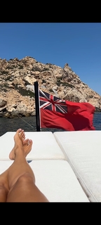 Federica Fontana feet photo thumbnail