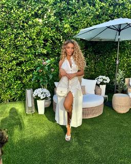 Jena Frumes feet photo thumbnail