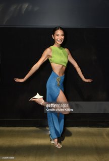 Jamie Chung feet photo thumbnail
