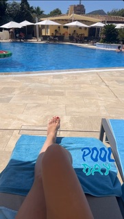 Daniela Katzenberger feet photo thumbnail
