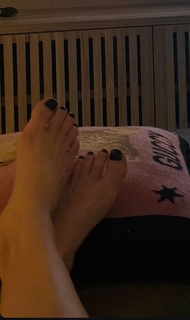 Flávia Alessandra feet photo thumbnail