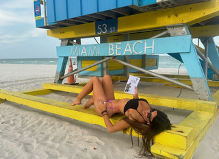 Claudia Romani feet photo 4