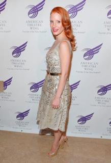 Jessica Chastain feet photo thumbnail