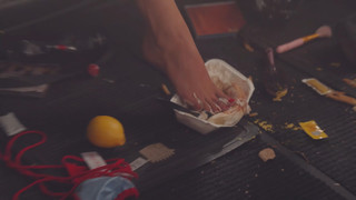 Addison Rae feet photo thumbnail