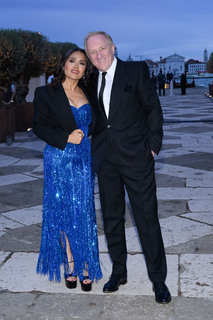 Salma Hayek feet photo thumbnail