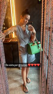 Cristina Pedroche feet photo thumbnail