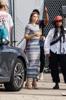 Jessica Biel feet photo thumbnail