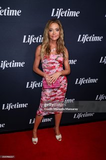 Denise Richards feet photo 3