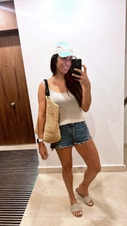 Irene Junquera feet photo thumbnail