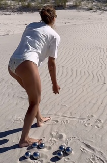 Marta Wierzbicka feet photo thumbnail