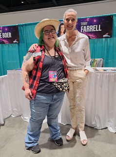 Terry Farrell feet photo 1