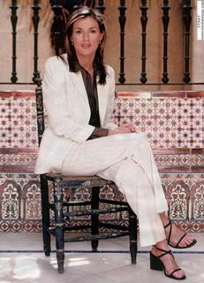 Queen Letizia of Spain feet photo thumbnail
