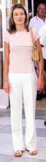 Queen Letizia of Spain feet photo thumbnail