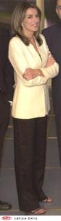 Queen Letizia of Spain feet photo thumbnail
