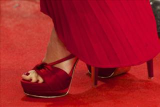Penélope Cruz feet photo thumbnail