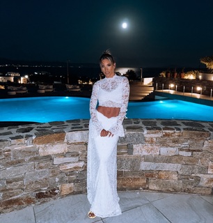 Athina Oikonomakou feet photo thumbnail