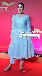 Karisma Kapoor feet photo thumbnail