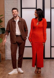 Rochelle Humes feet photo thumbnail