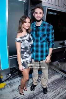 Maren Morris feet photo thumbnail
