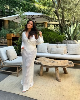 Adrienne Houghton feet photo thumbnail