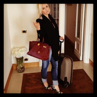 Wanda Nara feet photo thumbnail