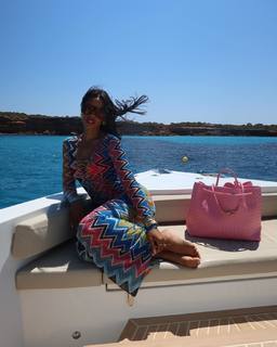 Rochelle Humes feet photo thumbnail