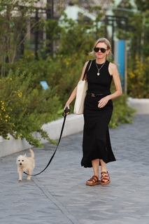 Naomi Watts feet photo thumbnail