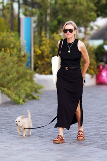 Naomi Watts feet photo thumbnail
