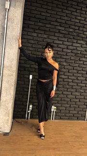 Kéfera Buchmann feet photo thumbnail