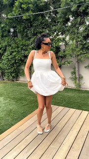 Tia Mowry feet photo thumbnail